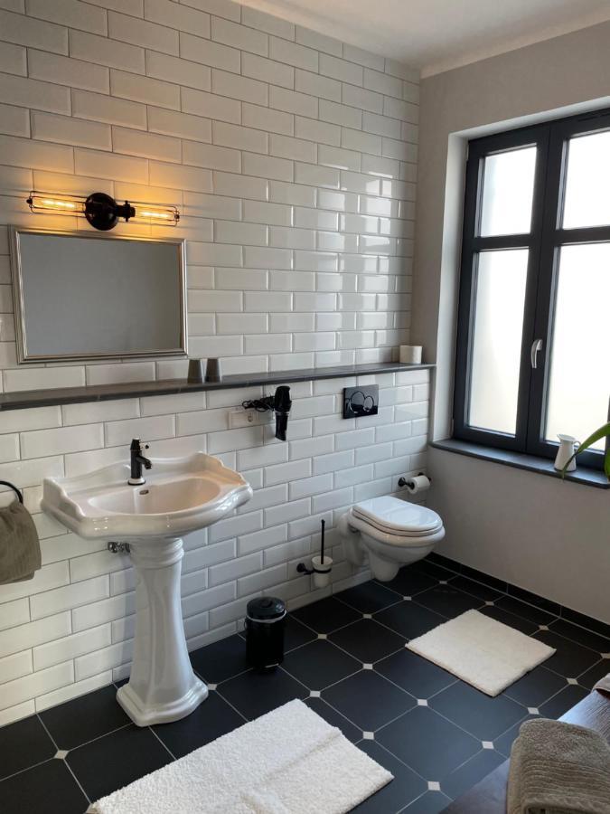 Bahnhof 1911 Hotel Wolpertswende Ngoại thất bức ảnh